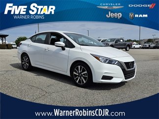Used 2020 Nissan Versa SV image 1