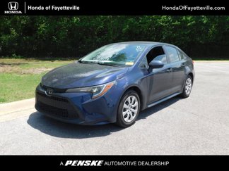 Used 2021 Toyota Corolla LE image 1