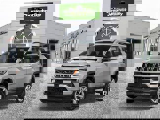 New 2025 Jeep Compass Limited w/ High Altitude Package image 1