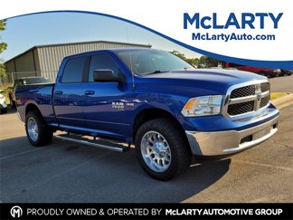 Used 2019 RAM 1500 Classic SLT image 1