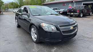 Used 2010 Chevrolet Malibu LS image 1