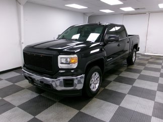 Used 2015 GMC Sierra 1500 SLE image 1