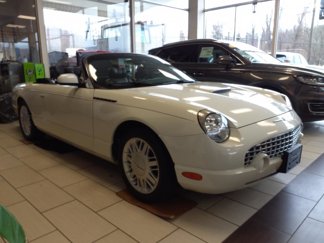 Used 2002 Ford Thunderbird Deluxe image 1
