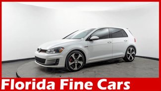 Used 2017 Volkswagen GTI S image 1