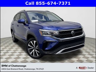 Used 2024 Volkswagen Taos SE image 1