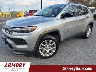 Used 2022 Jeep Compass Latitude w/ Sun and Sound Group image 1