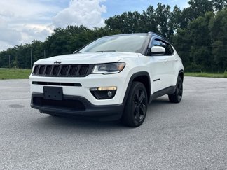 Used 2020 Jeep Compass Latitude image 1