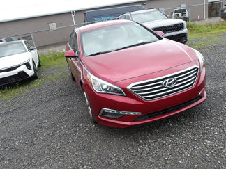 Used 2015 Hyundai Sonata SE w/ Option Group 02 image 1