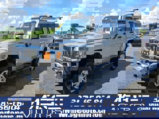 Used 2008 HUMMER H3 image 1