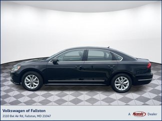 Used 2017 Volkswagen Passat 1.8T S image 1