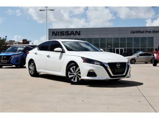 Used 2022 Nissan Altima 2.5 S image 1