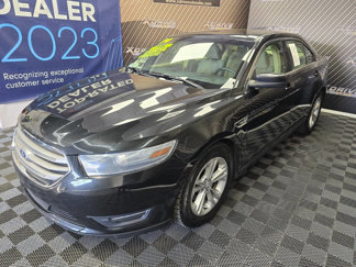 Used 2014 Ford Taurus SEL image 1