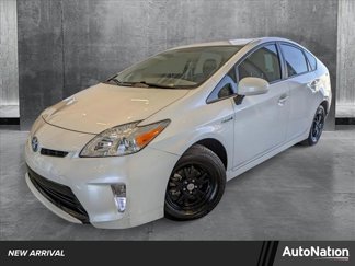 Used 2015 Toyota Prius Two image 1