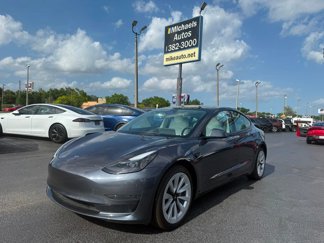 Used 2023 Tesla Model 3 Standard Range image 1