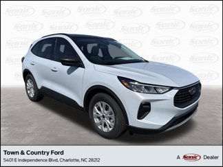 Used 2025 Ford Escape Active image 1