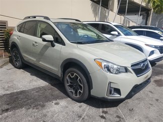 Used 2017 Subaru Crosstrek 2.0i Limited image 1