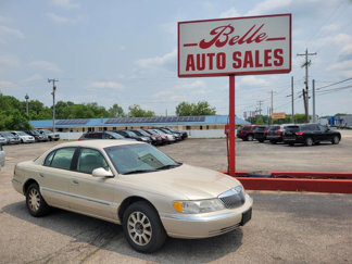 Used 2000 Lincoln Continental image 1