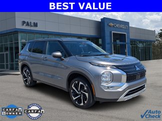 Used 2022 Mitsubishi Outlander SE image 1