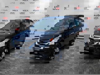 Used 2017 Nissan Versa SV image 1