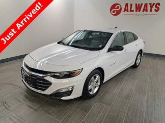 Used 2021 Chevrolet Malibu LS image 1