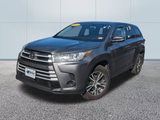 Used 2019 Toyota Highlander LE image 1