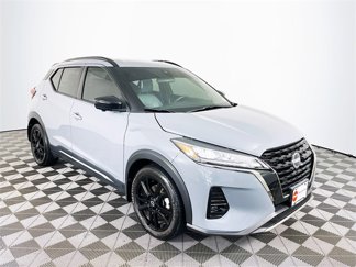 Used 2023 Nissan Kicks SR w/ SR Premium Package image 1