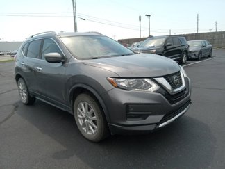 Used 2018 Nissan Rogue SV image 1