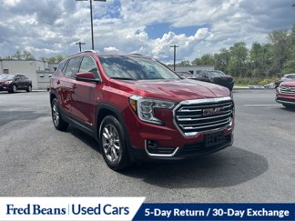 Certified 2022 GMC Terrain SLT w/ Infotainment Package II image 1