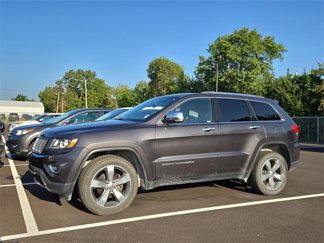 Used 2015 Jeep Grand Cherokee Limited w/ Trailer Tow Group IV image 1