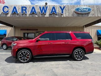 Used 2022 Chevrolet Suburban RST w/ Sport Performance Package image 1