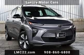 Used 2023 Chevrolet Bolt EUV LT w/ Convenience Package image 1