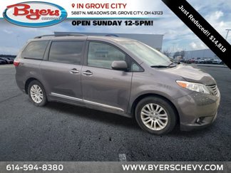 Used 2015 Toyota Sienna XLE image 1