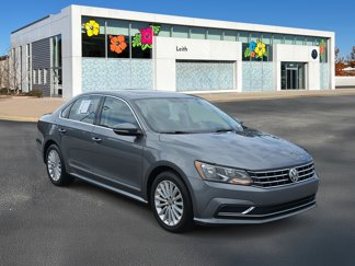 Used 2016 Volkswagen Passat 1.8T SE image 1