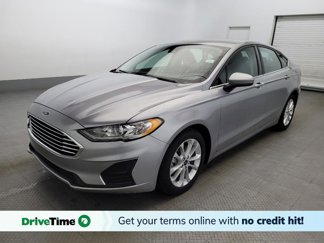 Used 2020 Ford Fusion SE image 1