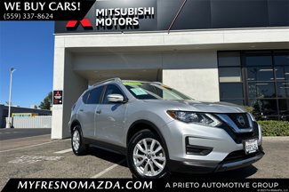 Used 2019 Nissan Rogue SV image 1