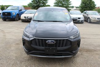 Used 2023 Ford Escape Active image 1