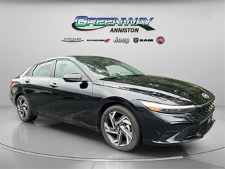 Used 2025 Hyundai Elantra SEL image 1