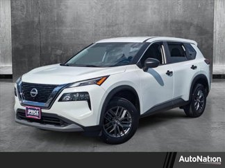 Used 2022 Nissan Rogue S image 1