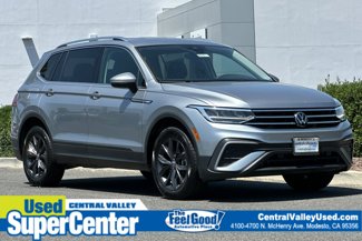 Used 2024 Volkswagen Tiguan SE image 1
