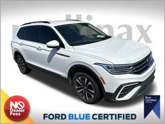 Used 2022 Volkswagen Tiguan S image 1