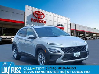 Used 2023 Hyundai Kona SEL image 1