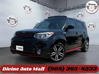 Used 2015 Kia Soul + image 1