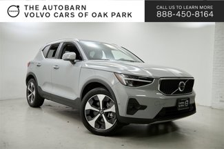 Certified 2025 Volvo XC40 B5 Plus image 1
