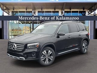 New 2025 Mercedes-Benz GLB 250 4MATIC image 1
