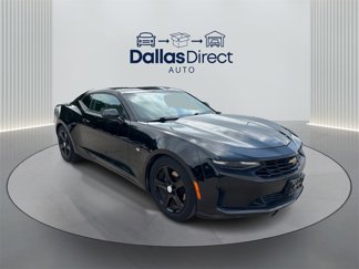 Used 2020 Chevrolet Camaro LT image 1