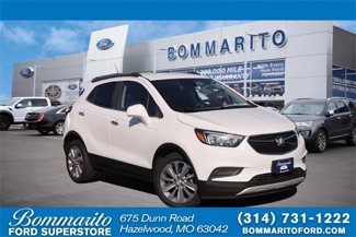 Used 2020 Buick Encore Preferred image 1