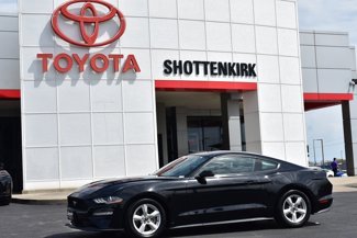 Used 2019 Ford Mustang Coupe image 1