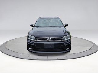 Certified 2020 Volkswagen Tiguan SE R-Line image 1