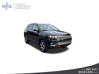 Used 2022 Jeep Compass Trailhawk w/ Sun and Sound Group image 1