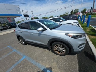 Used 2017 Hyundai Tucson SE image 1